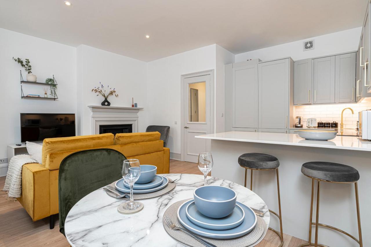 Stylish 1 Bed Flats In Soho, Next To Piccadilly Circus And Trafalgar Square London Luaran gambar