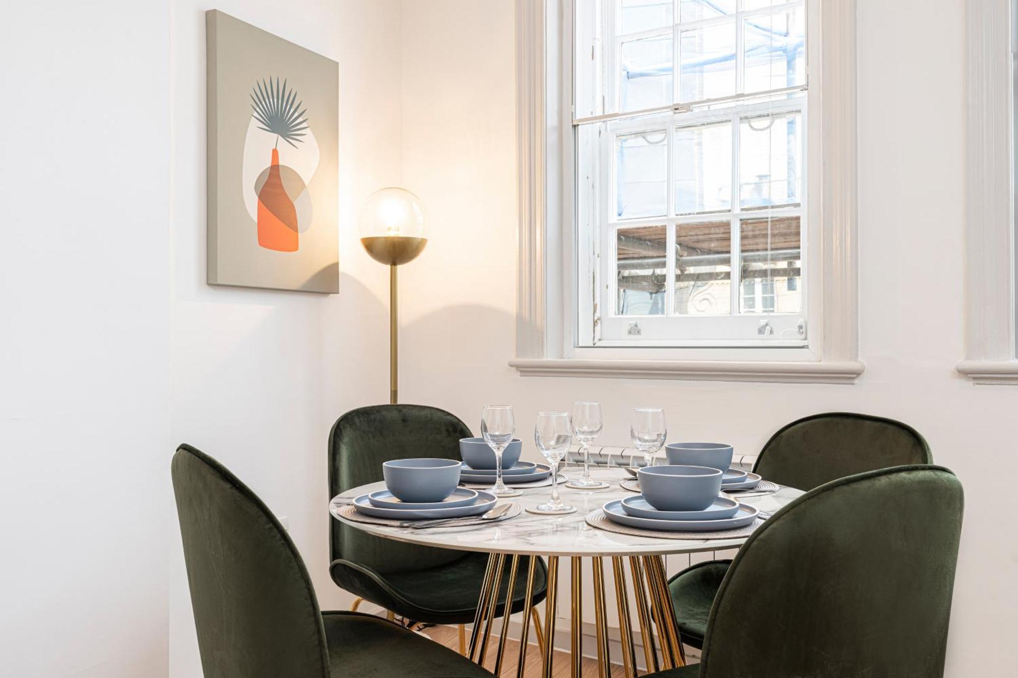 Stylish 1 Bed Flats In Soho, Next To Piccadilly Circus And Trafalgar Square London Luaran gambar